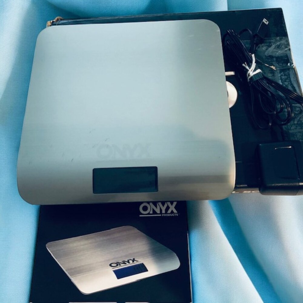 ONYX Digital Postal Scale Dual plug or Battery Operated 0.1 oz 5 Lb